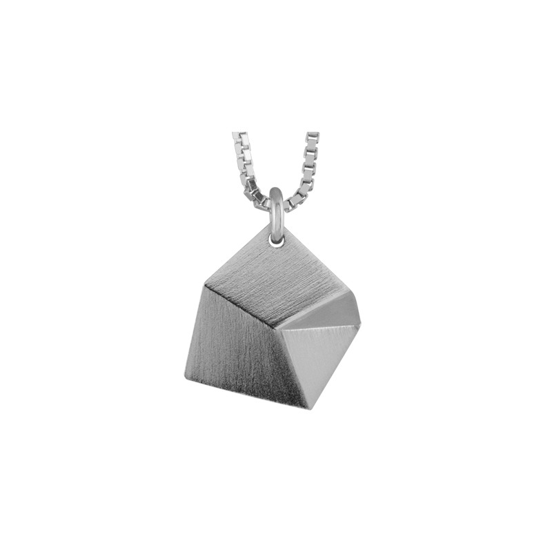 Sofie Lunøe - Flake Small Silver Pendant with Short Chain - Front